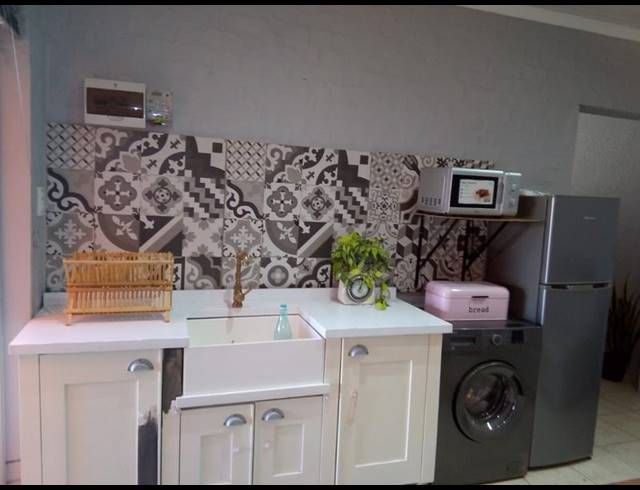 1 BEDROOM PROPERTY TO RENT IN BOSTON